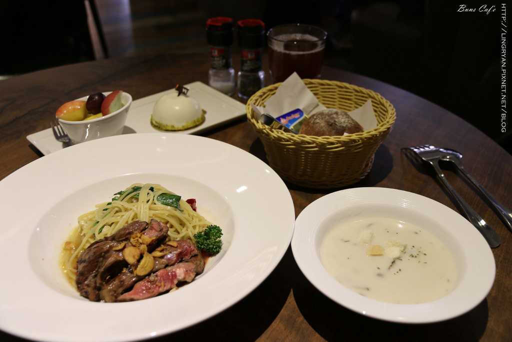 IMG_4935_副本.jpg IMG_4935_副本.jpg