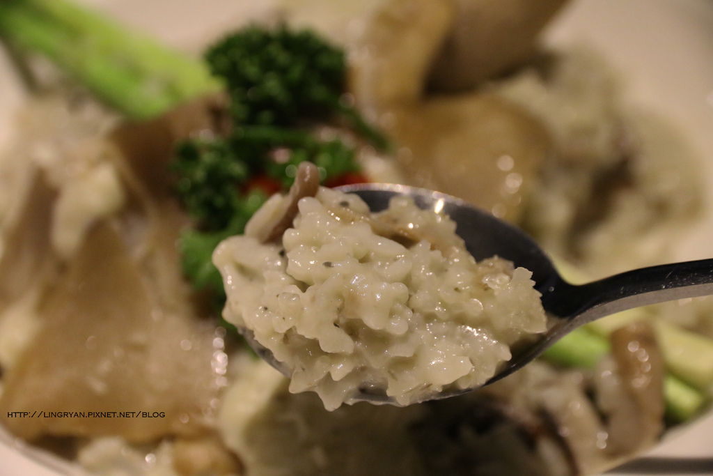 新北。新莊│BUNA CAF'E 布納咖啡館,不限時咖啡館推薦,花藝歐風咖啡館-無國界料理;咖啡/輕食/早午餐/義大利麵/燉飯/排餐通通有!! 新北。新莊│BUNA CAF'E 布納咖啡館,不限時咖啡館推薦,花藝歐風咖啡館-無國界料理;咖啡/輕食/早午餐/義大利麵/燉飯/排餐通通有!!