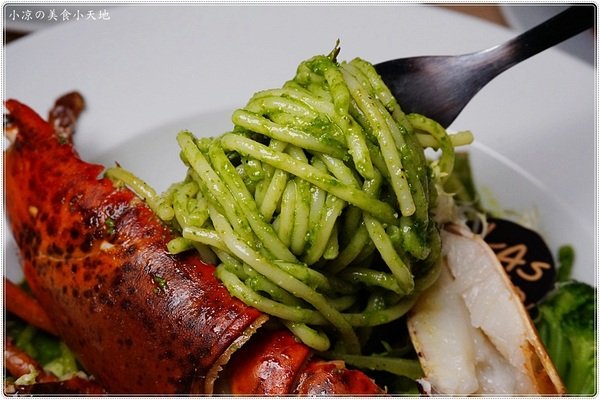 咖司果Kasgo：台中北屯』Kasgo咖司果║崇德路複合式美食，獨創火山麻辣龍蝦、牛排義大利麵，小資族的最愛~