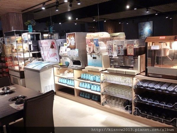 超猛的4-自助吧台.JPG 超猛的4-自助吧台.JPG