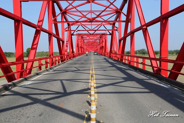 西螺祖傳麻糬大王冰上冰(西螺中山店)：【雲林美食】西螺在地綿蜜好滋味，吃一口源自於家的感覺：麻糬大王