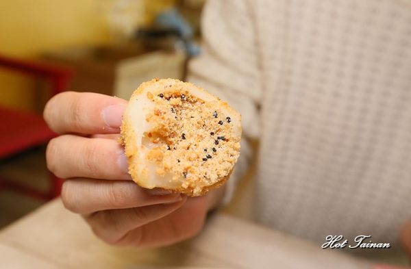 西螺祖傳麻糬大王冰上冰(西螺中山店)：【雲林美食】西螺在地綿蜜好滋味，吃一口源自於家的感覺：麻糬大王