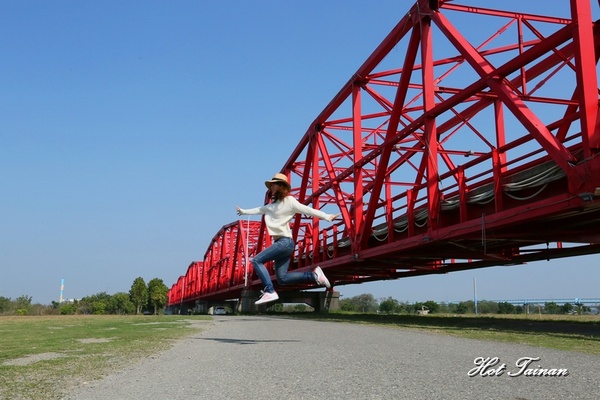 西螺祖傳麻糬大王冰上冰(西螺中山店)：【雲林美食】西螺在地綿蜜好滋味，吃一口源自於家的感覺：麻糬大王