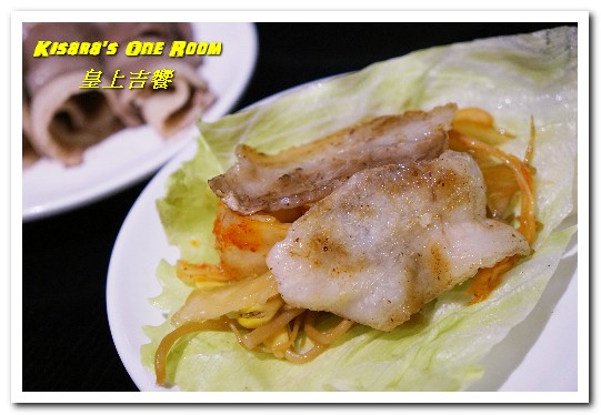 皇上吉饗極品唐風燒肉:忠孝敦化居酒屋吃到飽.現場DJ+燈光秀,唐風燒烤與日台甜品的饗宴──皇上吉饗