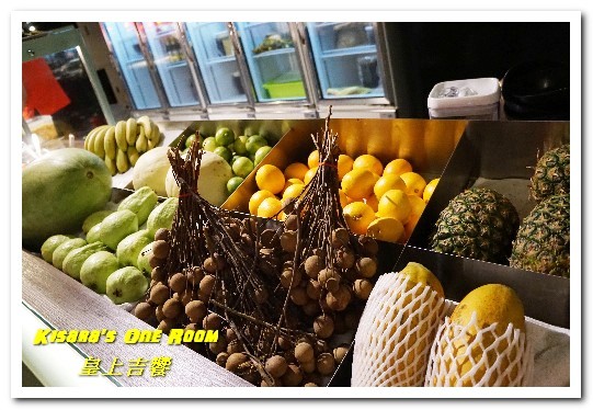 皇上吉饗極品唐風燒肉:忠孝敦化居酒屋吃到飽.現場DJ+燈光秀,唐風燒烤與日台甜品的饗宴──皇上吉饗