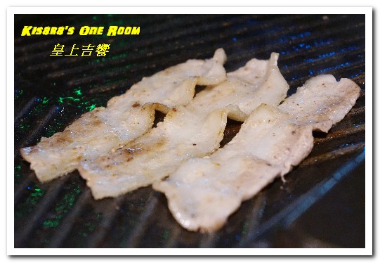 皇上吉饗極品唐風燒肉:忠孝敦化居酒屋吃到飽.現場DJ+燈光秀,唐風燒烤與日台甜品的饗宴──皇上吉饗