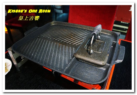 皇上吉饗極品唐風燒肉:忠孝敦化居酒屋吃到飽.現場DJ+燈光秀,唐風燒烤與日台甜品的饗宴──皇上吉饗