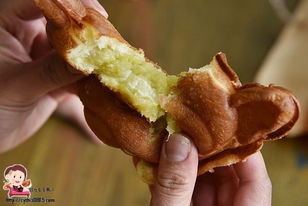 桃園中壢美食-犬首燒-台南超夯甜點來中壢，想吃一定要早點來排隊，IG熱門拍照甜點 @民宿女王芽月-美食.旅遊.全台趴趴走