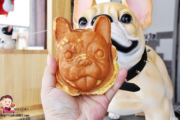 桃園中壢美食-犬首燒-台南超夯甜點來中壢，想吃一定要早點來排隊，IG熱門拍照甜點 @民宿女王芽月-美食.旅遊.全台趴趴走