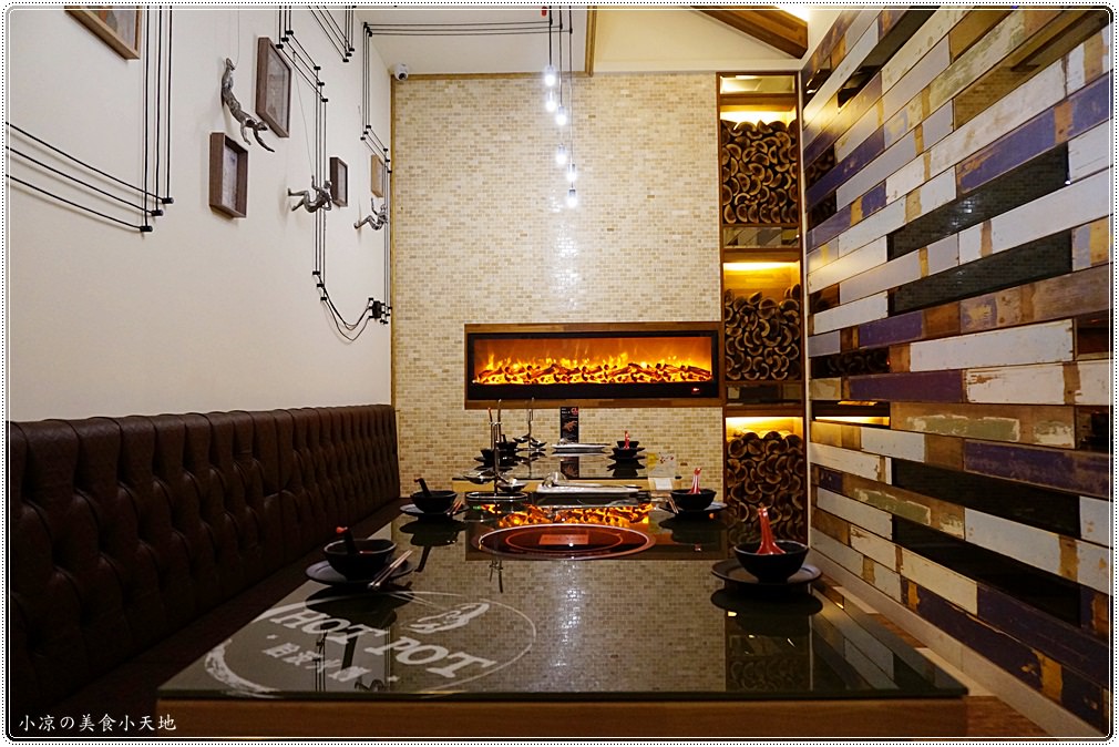 台中火鍋推薦』哈波火鍋 濕式熟成冷藏肉專門║水草燈工業風，另類棉花糖壽喜鍋、握壽司入火鍋？生猛海鮮活跳跳上桌！ - 小凉的美食小天地