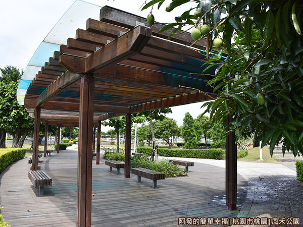 風禾公園10-涼亭.JPG