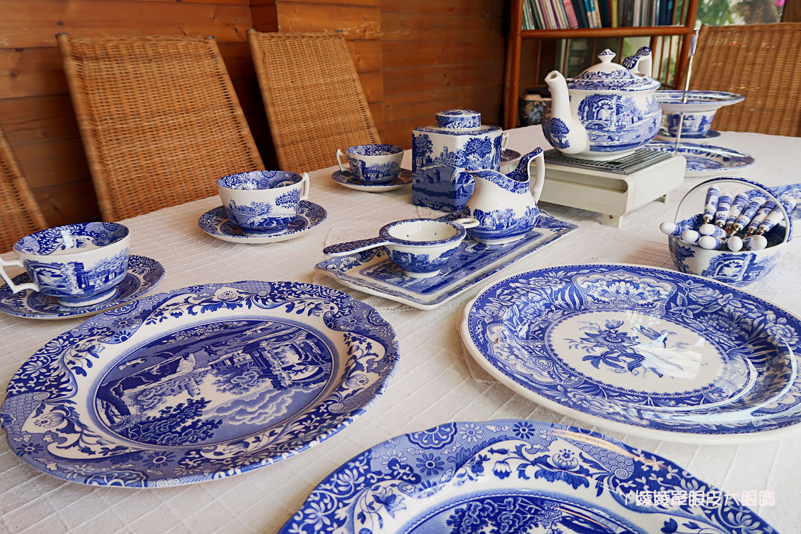 新竹旅遊景點！紫藤花盛開，新埔紫藤居限時開放，免費參觀夢幻紫色花瀑