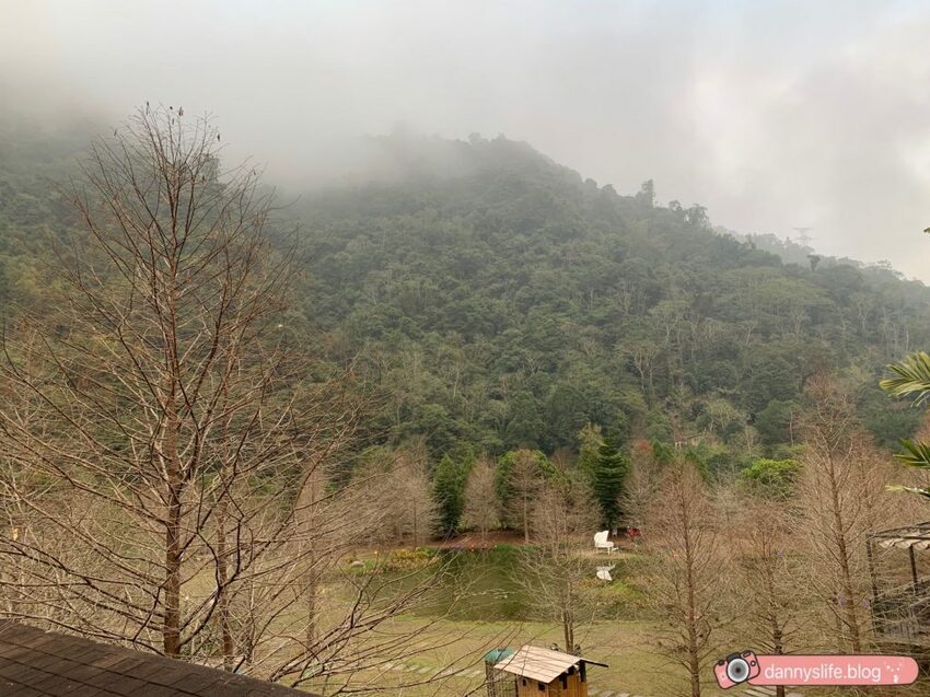 落羽松、櫻花、螢火蟲、繡球花到楓葉,一年四季都有不同自然風景的溫泉度假村。苗栗南庄住宿推薦。丹尼的吃喝玩樂~