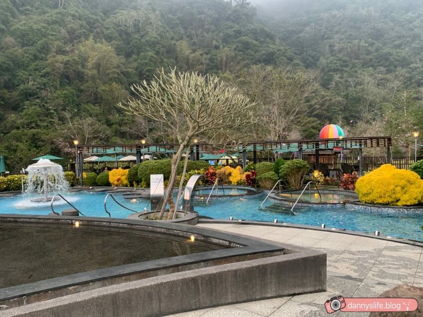 落羽松、櫻花、螢火蟲、繡球花到楓葉,一年四季都有不同自然風景的溫泉度假村。苗栗南庄住宿推薦。丹尼的吃喝玩樂~
