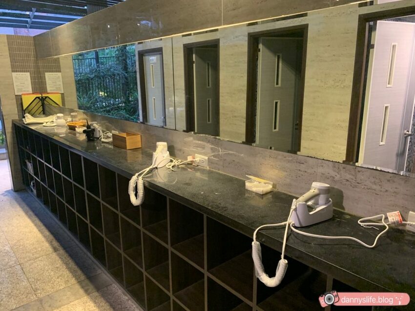 落羽松、櫻花、螢火蟲、繡球花到楓葉,一年四季都有不同自然風景的溫泉度假村。苗栗南庄住宿推薦。丹尼的吃喝玩樂~