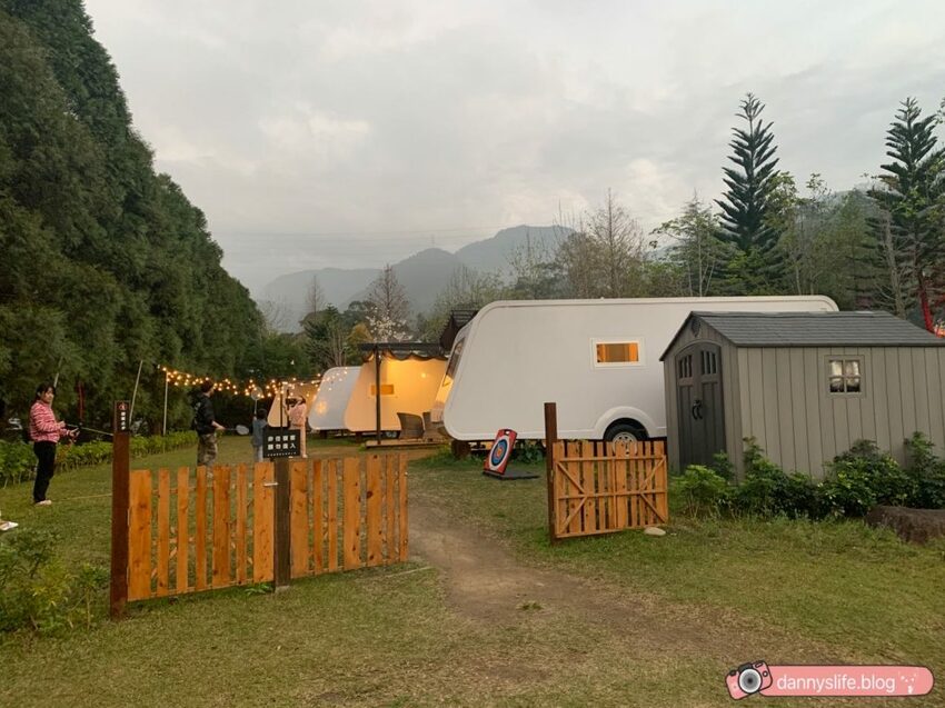 落羽松、櫻花、螢火蟲、繡球花到楓葉,一年四季都有不同自然風景的溫泉度假村。苗栗南庄住宿推薦。丹尼的吃喝玩樂~