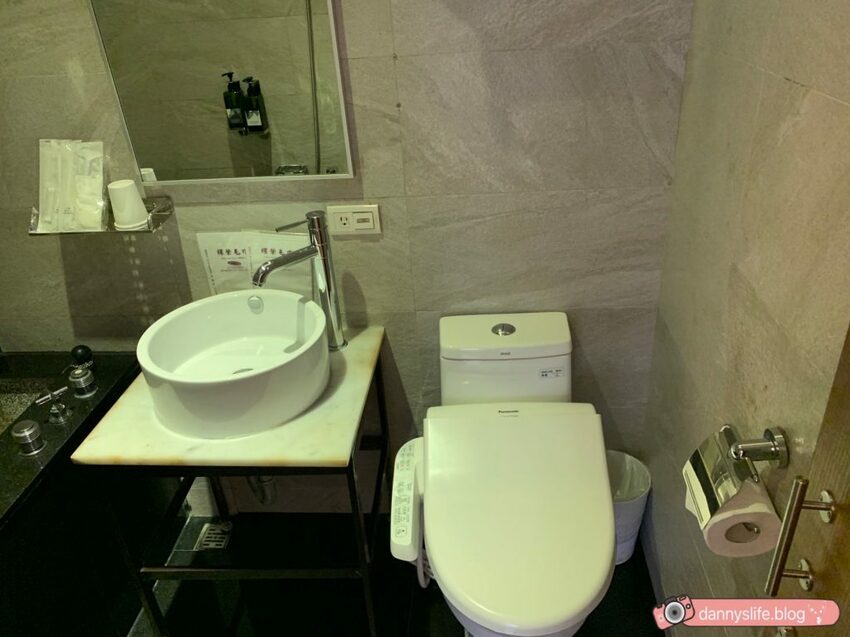 落羽松、櫻花、螢火蟲、繡球花到楓葉,一年四季都有不同自然風景的溫泉度假村。苗栗南庄住宿推薦。丹尼的吃喝玩樂~