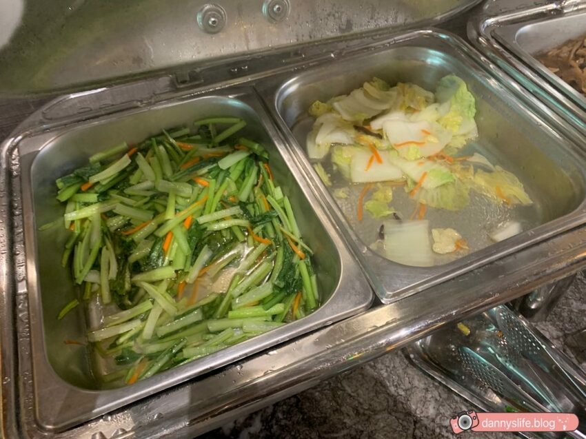 落羽松、櫻花、螢火蟲、繡球花到楓葉,一年四季都有不同自然風景的溫泉度假村。苗栗南庄住宿推薦。丹尼的吃喝玩樂~