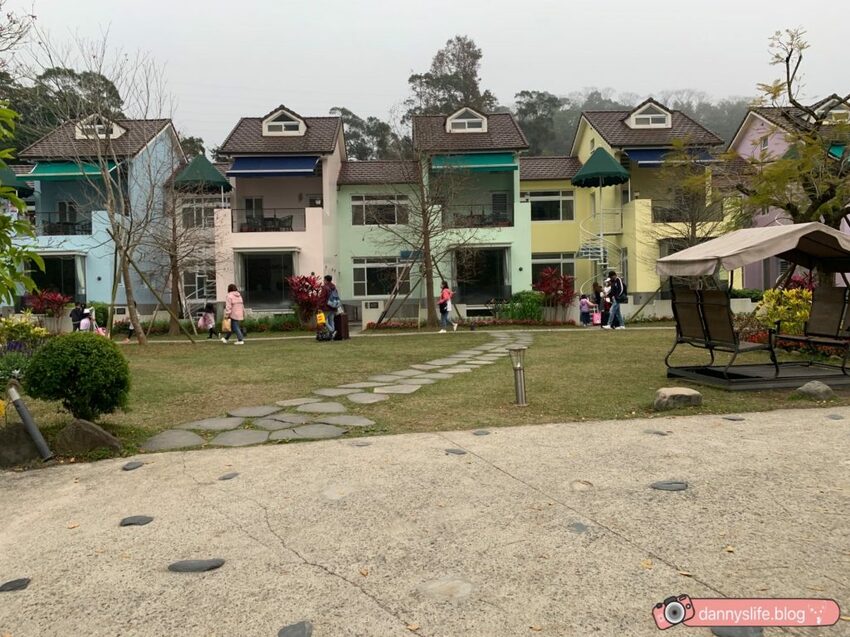落羽松、櫻花、螢火蟲、繡球花到楓葉,一年四季都有不同自然風景的溫泉度假村。苗栗南庄住宿推薦。丹尼的吃喝玩樂~