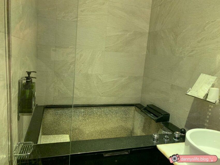 落羽松、櫻花、螢火蟲、繡球花到楓葉,一年四季都有不同自然風景的溫泉度假村。苗栗南庄住宿推薦。丹尼的吃喝玩樂~