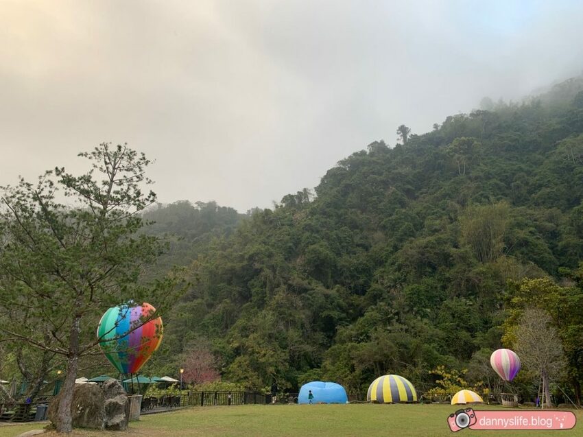 落羽松、櫻花、螢火蟲、繡球花到楓葉,一年四季都有不同自然風景的溫泉度假村。苗栗南庄住宿推薦。丹尼的吃喝玩樂~