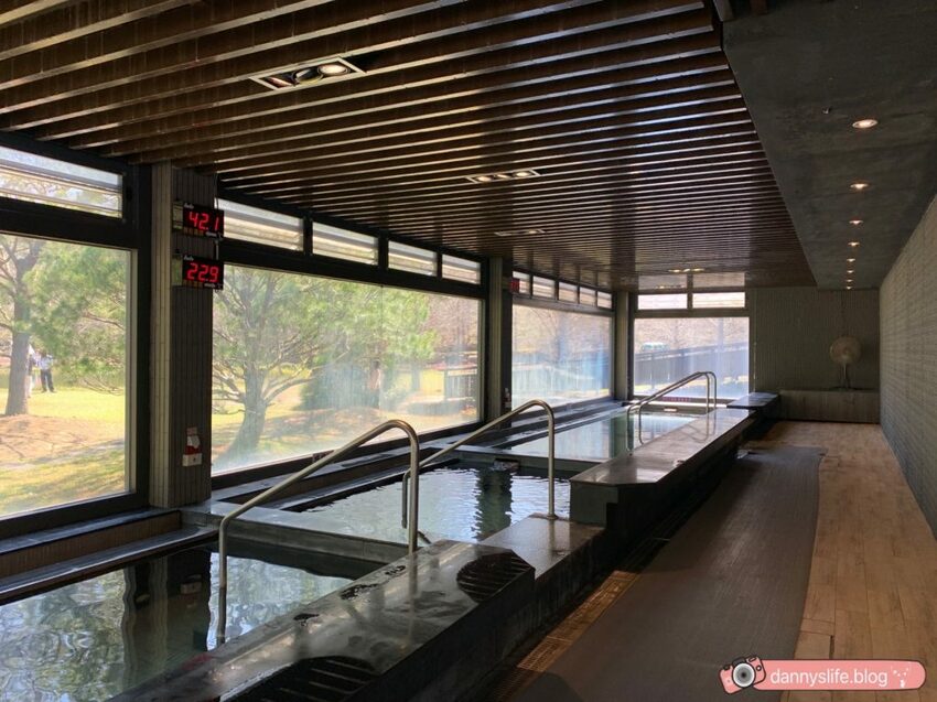 落羽松、櫻花、螢火蟲、繡球花到楓葉,一年四季都有不同自然風景的溫泉度假村。苗栗南庄住宿推薦。丹尼的吃喝玩樂~