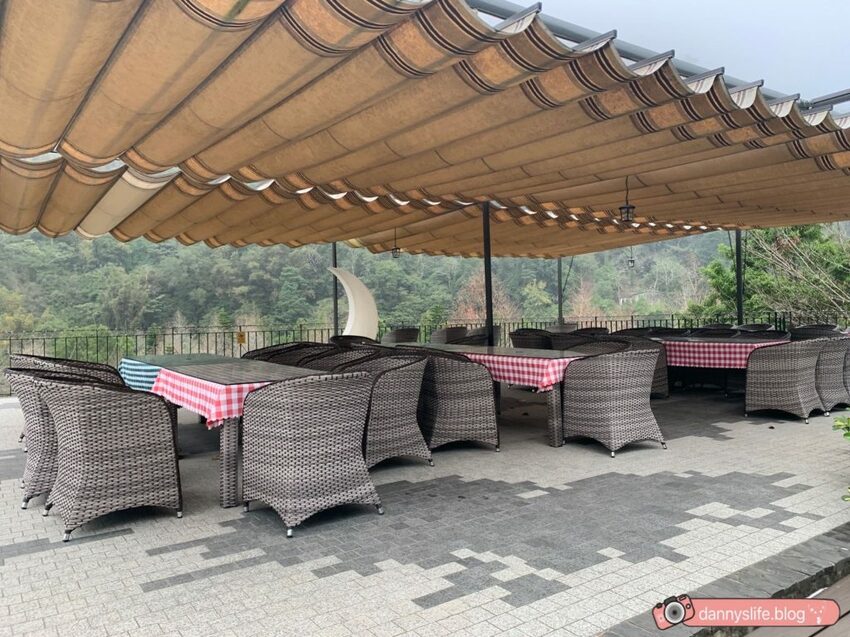 落羽松、櫻花、螢火蟲、繡球花到楓葉,一年四季都有不同自然風景的溫泉度假村。苗栗南庄住宿推薦。丹尼的吃喝玩樂~