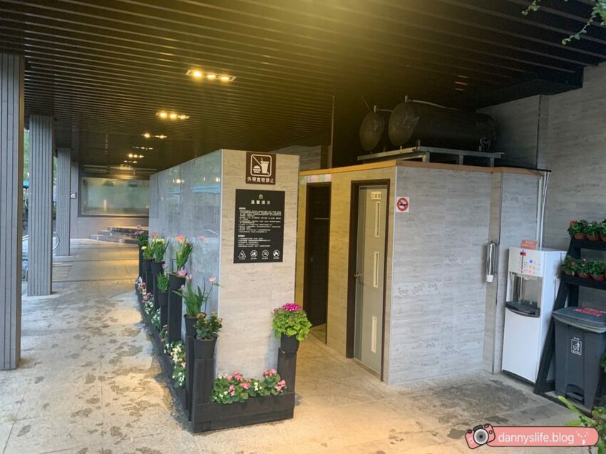 落羽松、櫻花、螢火蟲、繡球花到楓葉,一年四季都有不同自然風景的溫泉度假村。苗栗南庄住宿推薦。丹尼的吃喝玩樂~