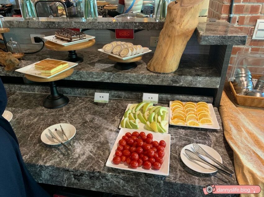 落羽松、櫻花、螢火蟲、繡球花到楓葉,一年四季都有不同自然風景的溫泉度假村。苗栗南庄住宿推薦。丹尼的吃喝玩樂~