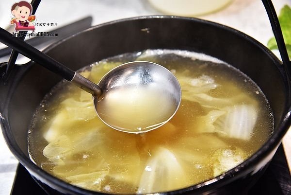 桃園區美食-原創屋石頭火鍋-無油煙的石頭火鍋，湯頭好喝又健康 (邀約) @民宿女王芽月-美食.旅遊.全台趴趴走