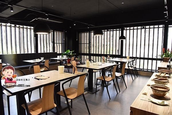 桃園區美食-原創屋石頭火鍋-無油煙的石頭火鍋，湯頭好喝又健康 (邀約) @民宿女王芽月-美食.旅遊.全台趴趴走