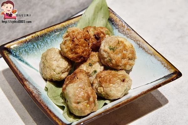 桃園區美食-原創屋石頭火鍋-無油煙的石頭火鍋，湯頭好喝又健康 (邀約) @民宿女王芽月-美食.旅遊.全台趴趴走