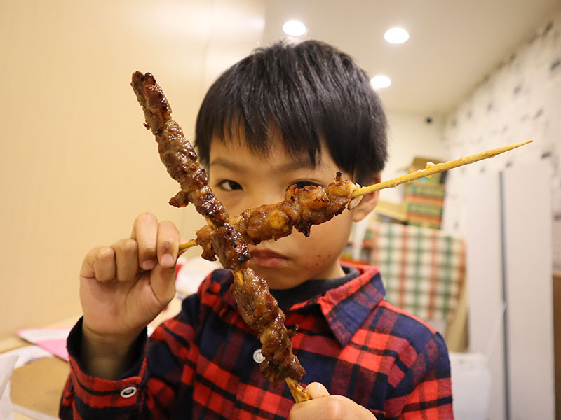 維縈家鄉碳烤雞排/糖貴妃手工黑糖飲/最新超值組合餐:雞排哥貴妃妹強勢回歸/最佳組合最多可省20元