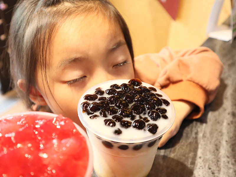 維縈家鄉碳烤雞排/糖貴妃手工黑糖飲/最新超值組合餐:雞排哥貴妃妹強勢回歸/最佳組合最多可省20元