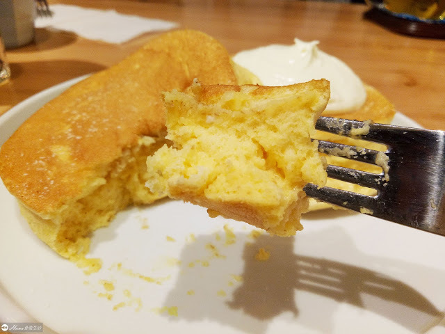 【台北大安】KOKU café 榖珈琲 | 現點現做高人氣舒芙蕾鬆餅 蓬厚鬆軟 濕潤綿密 雞蛋香氣十足