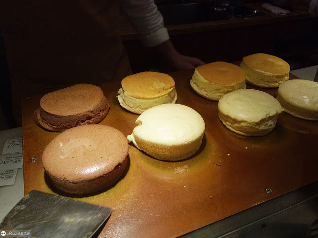 【台北大安】KOKU café 榖珈琲 | 現點現做高人氣舒芙蕾鬆餅 蓬厚鬆軟 濕潤綿密 雞蛋香氣十足