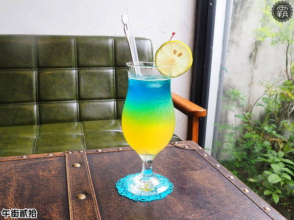 午街貳拾： 午街貳拾，澎湃早午餐，繽紛配色營養均衡，還有舒適慵懶的環境！