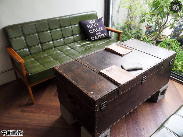 午街貳拾： 午街貳拾，澎湃早午餐，繽紛配色營養均衡，還有舒適慵懶的環境！