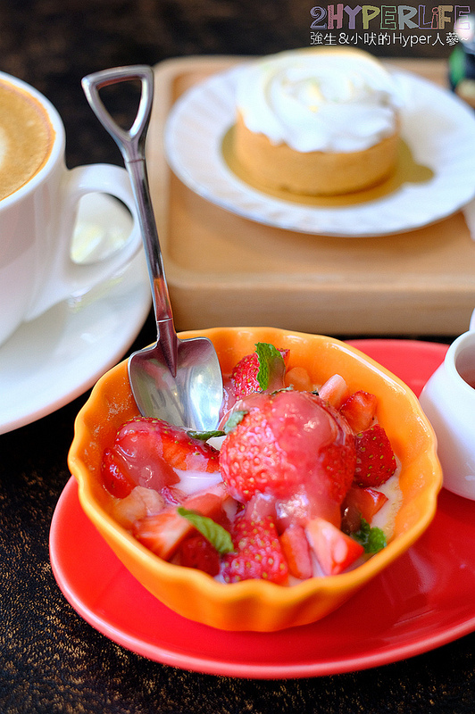 午街貳拾,午街貳拾 台中,午街貳拾 地址,午街貳拾 菜單,午街貳拾 電話,台中咖啡,台中早午餐,台中燉飯,台中甜點,台中美食,台中義大利餐廳,台中義大利麵,台中義式,精明商圈美食 @強生與小吠的Hyper人蔘~