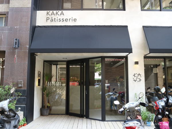 KAKA Pâtisserie・法式甜點・外燴:台中美食│KAKA Pâtisserie・法式甜點・外燴〃隱身在弄裡的可愛法式甜點,mini小塔可愛又好吃~