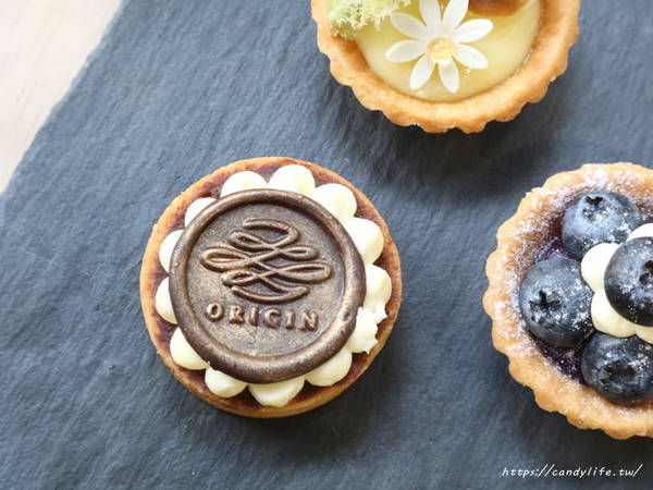 KAKA Pâtisserie・法式甜點・外燴:台中美食│KAKA Pâtisserie・法式甜點・外燴〃隱身在弄裡的可愛法式甜點,mini小塔可愛又好吃~