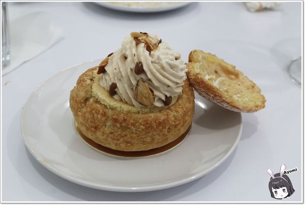 黑犬 Black Doggy：[食記]►台北士林區◄超人氣漫畫風格餐廳－黑犬BLACK DOGGY /舒芙蕾歐姆蛋系列/日式舒芙蕾/小犬氣泡飲/奶油空心餅