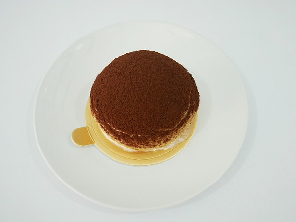 黑犬 Black Doggy：黑犬 Black Doggy-台北士林韓系漫畫咖啡館  黑白色系交織出拍不完的美圖  餐點不馬虎  從外形到味道都吸引人