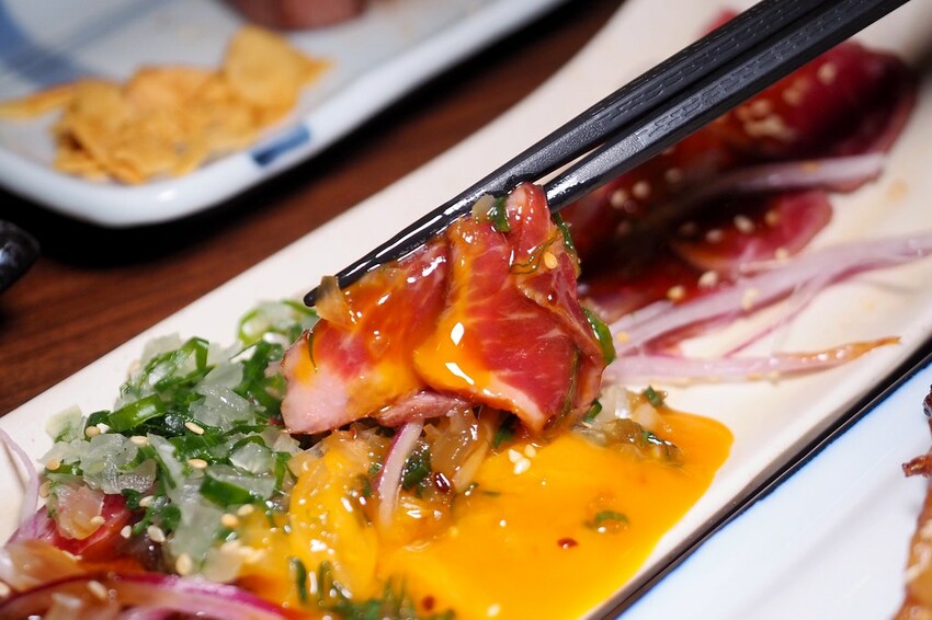 破千google評論4.8高分,隱身通化街夜市裡的人氣串燒居酒屋,捷運信義安和站美食推薦♥樂氣串燒居酒屋♥