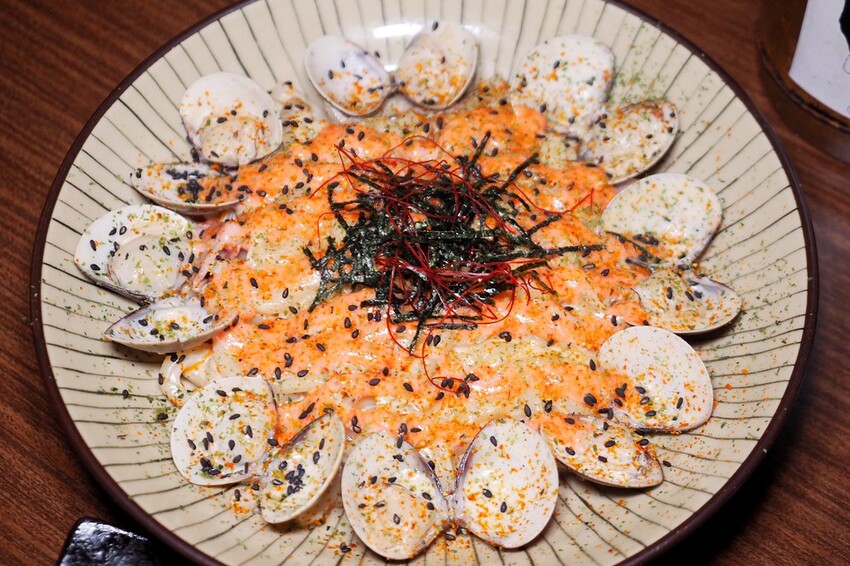 破千google評論4.8高分,隱身通化街夜市裡的人氣串燒居酒屋,捷運信義安和站美食推薦♥樂氣串燒居酒屋♥