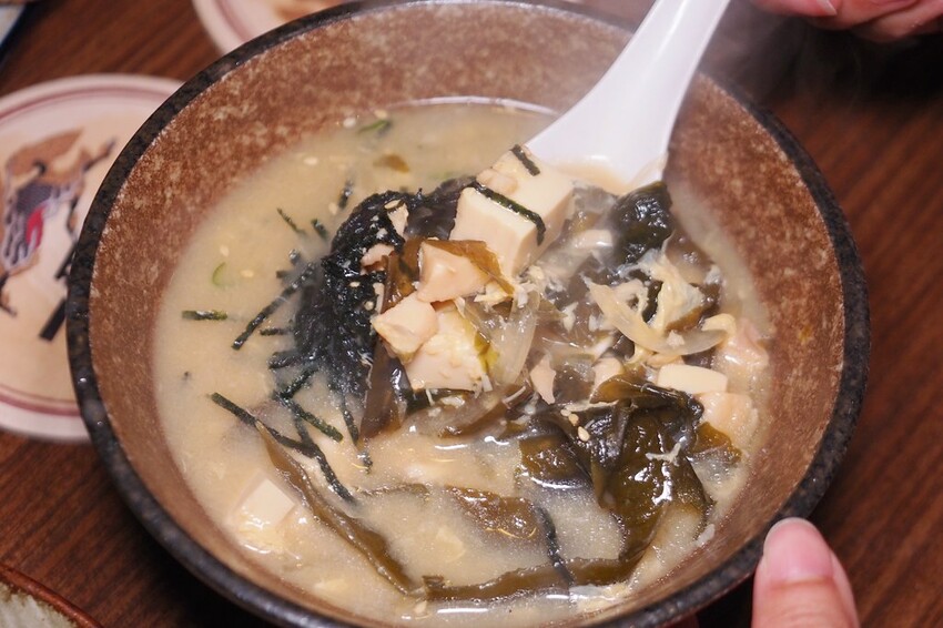 破千google評論4.8高分,隱身通化街夜市裡的人氣串燒居酒屋,捷運信義安和站美食推薦♥樂氣串燒居酒屋♥