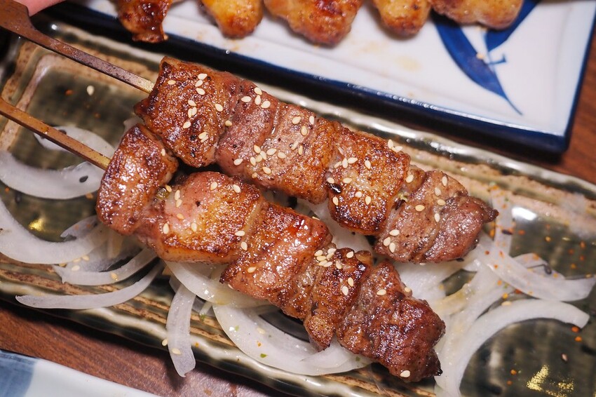 破千google評論4.8高分,隱身通化街夜市裡的人氣串燒居酒屋,捷運信義安和站美食推薦♥樂氣串燒居酒屋♥