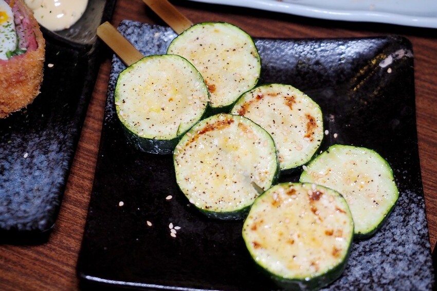 破千google評論4.8高分,隱身通化街夜市裡的人氣串燒居酒屋,捷運信義安和站美食推薦♥樂氣串燒居酒屋♥