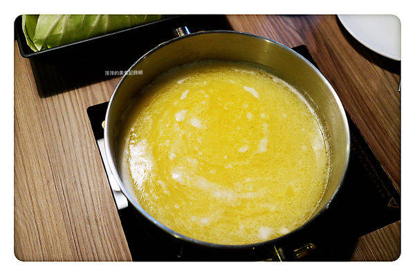 【台北美食】湯廠Soup Factory - 國父紀念館火鍋/特色湯頭✖️台北市長也來吃❤️東區火鍋推薦/副餐無限供應 - 捷運國父紀念館站