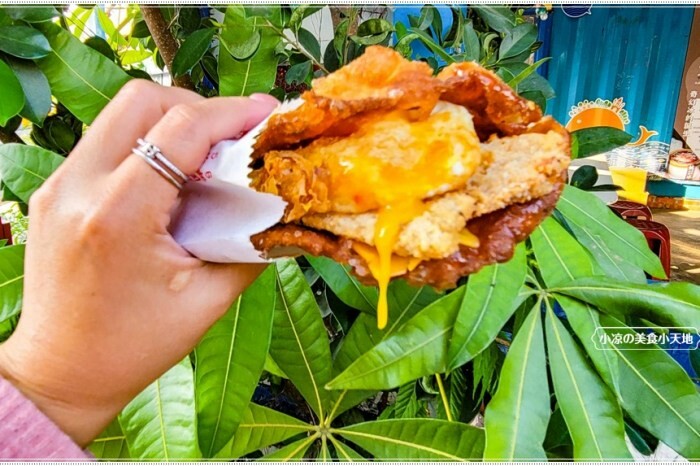 在地老饕帶路!!台中50年肉圓老店營業到凌晨1點,酥脆外皮彈牙不油膩,一吃就上癮的好滋味!!